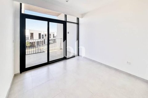 Városi lakóépület itt: Arabian Ranches 3, Dubai, EAE, 3 hálószoba, 129 m², azonosító: 645385 - fénykép 3
