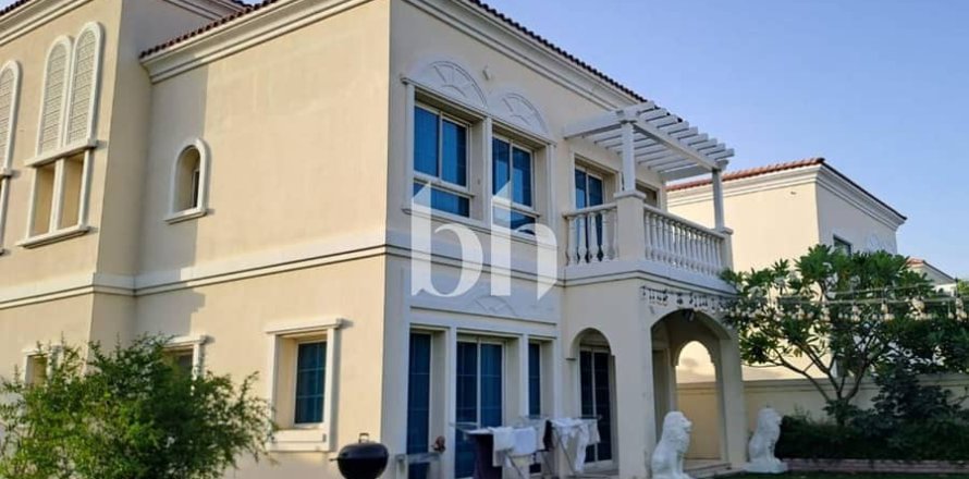 Villa a Jumeirah Village Triangle, Dubai, EAU 2 camere da letto, 260 mq. № 645388