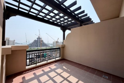 Huoneisto Palm Jumeirah, Dubai, Arabiemiraatit 1 makuuhuone, 122 m2 № 723362