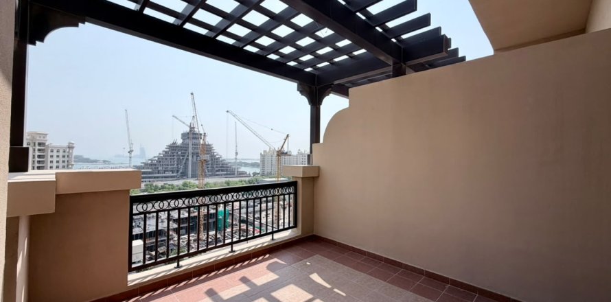 Διαμέρισμα σε Palm Jumeirah, Dubai, ΗΑΕ 1 υπνοδωμάτιο, 122 τ.μ. Αρ. 723362