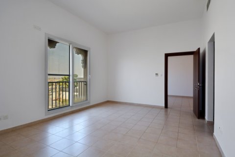 Vilë në Dubai Silicon Oasis, Emiratet e Bashkuara Arabe 3 dhoma gjumi, 368.17 m2. № 754452 - Foto 6