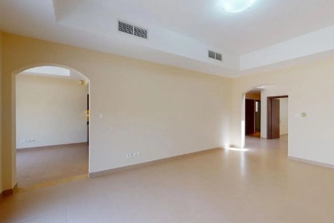 Vila u gradu Dubai Silicon Oasis, UAE 4 spavaće sobe, 349.97 m2 Br. 754450 - Slika 1