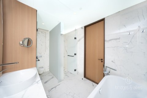 Apartmán v Dubai, SAE 2 spálne, 150 m2 č. 697468 - Fotografia 13