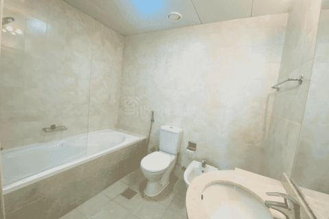 דירה להשכרה ב Jumeirah Lake Towers, Dubai, איחוד האמירויות  2 חדרי שינה, 116 מ"ר, מספר 695794 - תמונה 12