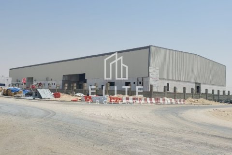 Magazinë në Dubai, Emiratet e Bashkuara Arabe 5331 m2. № 619856 - Foto 1