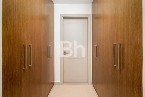 Купить квартиру в Даунтаун Дубай (Даунтаун Бурдж Дубай), ОАЭ 3 спальни, 153м2, № 616883 - фото 11