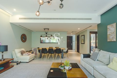 Townhouse til salg i Mudon, Dubai, UAE 3 soveværelser, 191 kvm № 713160 - foto 2