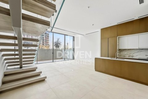 Townhouse in Nadd Al Sheba, Dubai, UAE 3 bedrooms, 351.08 sq.m. № 755738 - photo 4