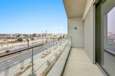 Townhouse in Nadd Al Sheba, Dubai, UAE 3 bedrooms, 351.08 sq.m. № 755738 - photo 19
