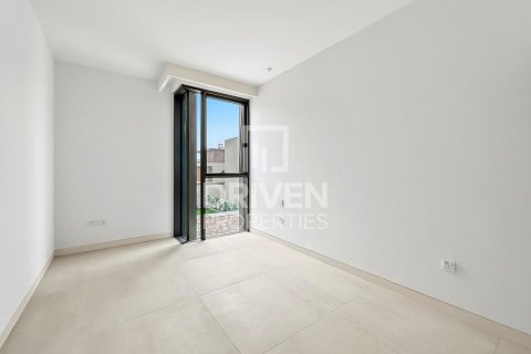 Townhouse in Nadd Al Sheba, Dubai, UAE 3 bedrooms, 351.08 sq.m. № 755738 - photo 8