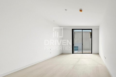 Townhouse in Nadd Al Sheba, Dubai, UAE 3 bedrooms, 351.08 sq.m. № 755738 - photo 10