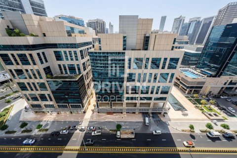 Müüa korter asukohaga Business Bay, Dubai, AÜE: 1 toaline, 42.46 m² Nr 755742 - pilt 2