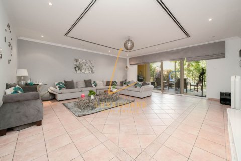 Rumah bandar di Green Community, Dubai, UAE 3 bilik tidur, 375 meter persegi № 691584