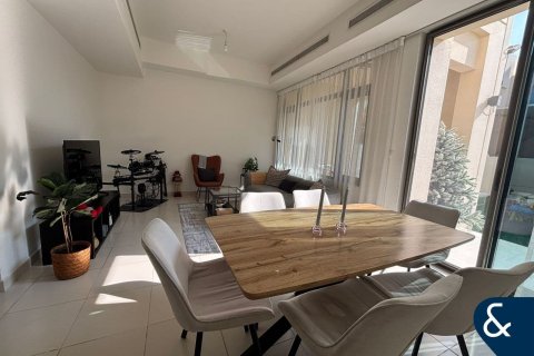 Vila di Dubai, UAE 3 bilik tidur, 208 meter persegi № 671051 - foto 4