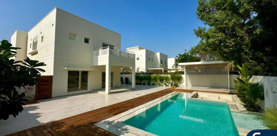 ویلا در Meadows، Dubai ، امارات متحده عربی 3 خوابه ، 320 متر مربع.  شماره 671052
