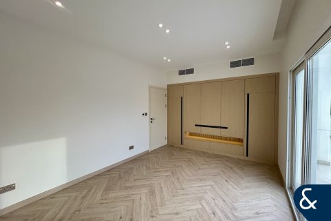 ویلا برای فروش در  Meadows، Dubai، امارات متحده عربی  3 خوابه ، 320 متر مربع ، شماره 671052 - تصویر 13