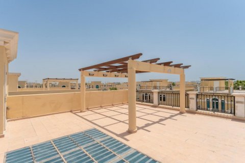 Vila v Jumeirah Park, Dubai, SAE 4 ložnice, 499 m² Č.: 619280 - fotografie 25