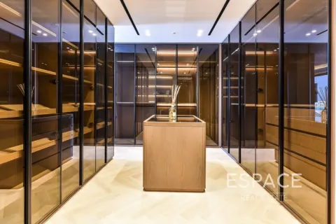Villa zum Verkauf in Palm Jumeirah, Dubai, VAE 5 Schlafzimmer, 753 m2 Nr. 649937 - Foto 9