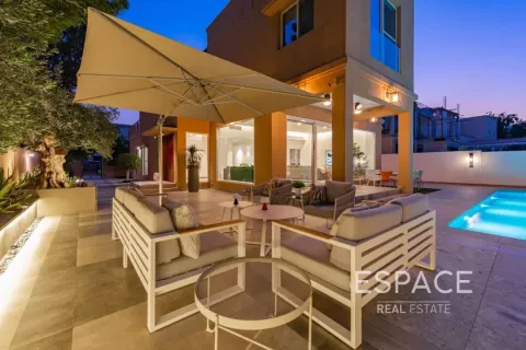 Villa en venta en The Lakes, Dubai, EAU 3 dormitorios, 362 m2 № 649934 - foto 20