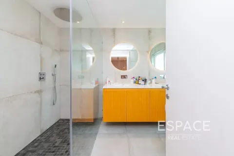 Villa en venta en The Lakes, Dubai, EAU 3 dormitorios, 362 m2 № 649934 - foto 13