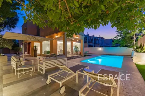 Villa en venta en The Lakes, Dubai, EAU 3 dormitorios, 362 m2 № 649934 - foto 18