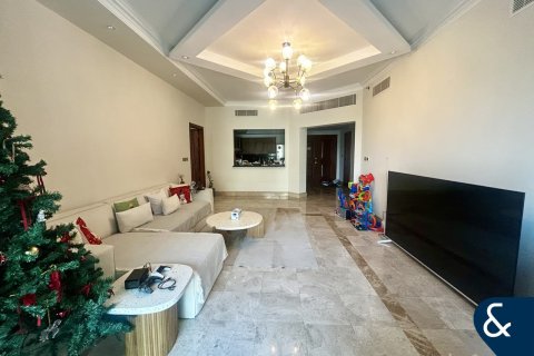 Apartment til leje i Palm Jumeirah, Dubai, UAE 2 soveværelser, 160 kvm № 698230 - foto 10