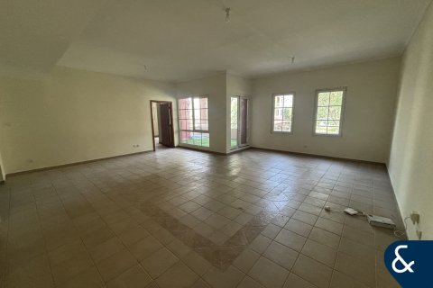 Lakás itt: Dubai Investment Park, EAE, 3 hálószoba, 244 m², azonosító: 698231 - fénykép 1