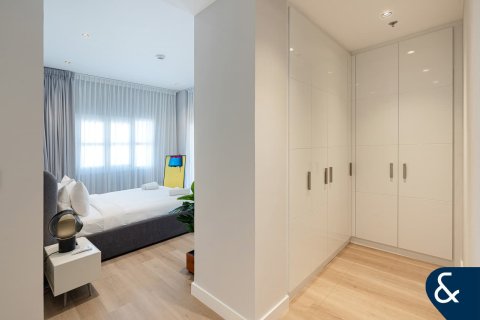 Apartament në Jumeirah Golf Estates, Dubai, Emiratet e Bashkuara Arabe 3 dhoma gjumi, 168 m2. № 698236 - Foto 15