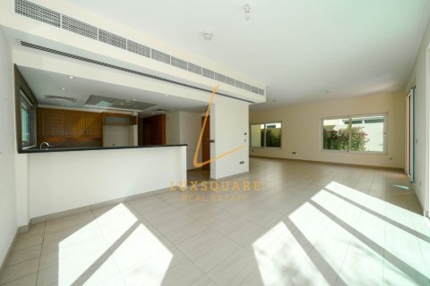 Villa itt: Jumeirah Park, Dubai, EAE, 4 hálószoba, 512 m², azonosító: 766641 - fénykép 3