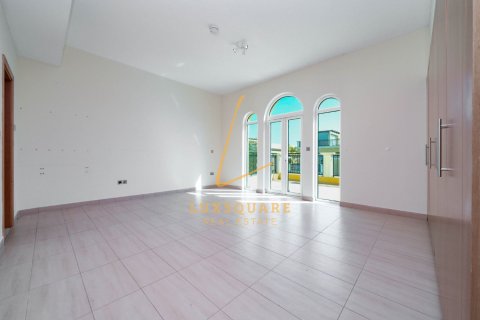 Villa itt: Jumeirah Park, Dubai, EAE, 4 hálószoba, 512 m², azonosító: 766641 - fénykép 11