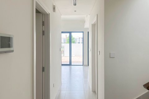 Вилла Dubai South (Dubai World Central), Дубай, БАӘ-да 3 жатын бөлмелер, 177 м² № 766642 - фото 4