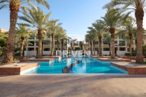 Budova v Dubai Investment Park, SAE 7 ložnice, 1584 m² Č.: 602968 - fotografie 5