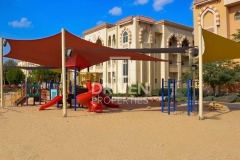 Budova v Dubai Investment Park, SAE 7 ložnice, 1584 m² Č.: 602968 - fotografie 11
