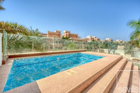Rijtjeshuis te koop in Palm Jumeirah, Dubai, VAE 3 slaapkamers, 721 vr.m., nr 646261 - foto 3