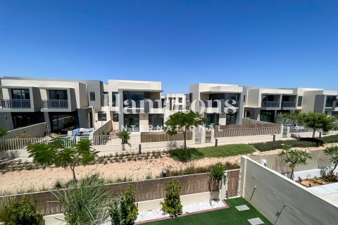 Maison de ville à louer à Dubai Hills Estate, Dubai, EAU 3 chambres, 194.81759100 m2 № 703438 - photo 9