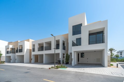 Townhouse în Arabian Ranches 3, Dubai, EAU 4 dormitoare, 147 mp.  №705533
