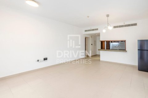 Appartement te koop in Downtown Dubai (Downtown Burj Dubai), Dubai, VAE 2 slaapkamers, 135 vr.m., nr 654402 - foto 2