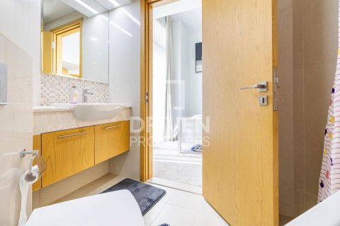 Lägenhet till försäljning i Downtown Dubai (Downtown Burj Dubai), Dubai, UAE 1 sovrum, 132 kvm Nr. 654400 - fotografi 8