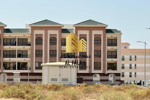Land in Tilal City, Sharjah, UAE 236 sq.m. № 603793 - photo 12
