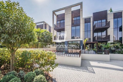 Villa à louer à Jumeirah, Dubai, EAU 4 chambres, 417 m2 № 592290 - photo 5