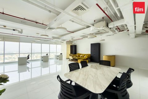 Biuro na sprzedaż w Dubai, ZEA 102 mkw., nr 741478 - zdjęcie 7