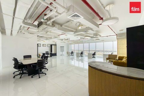 Biuro na sprzedaż w Dubai, ZEA 102 mkw., nr 741478 - zdjęcie 5