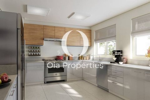 Vilë në Al Shamkha, Abu Dhabi, Emiratet e Bashkuara Arabe 5 dhoma gjumi, 508 m2. № 614870 - Foto 6