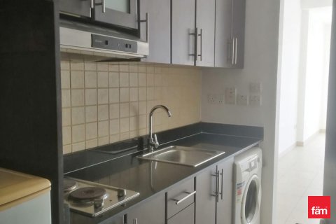 Apartment in International City, Dubai, UAE 40.2 sq.m. № 727183 - photo 2