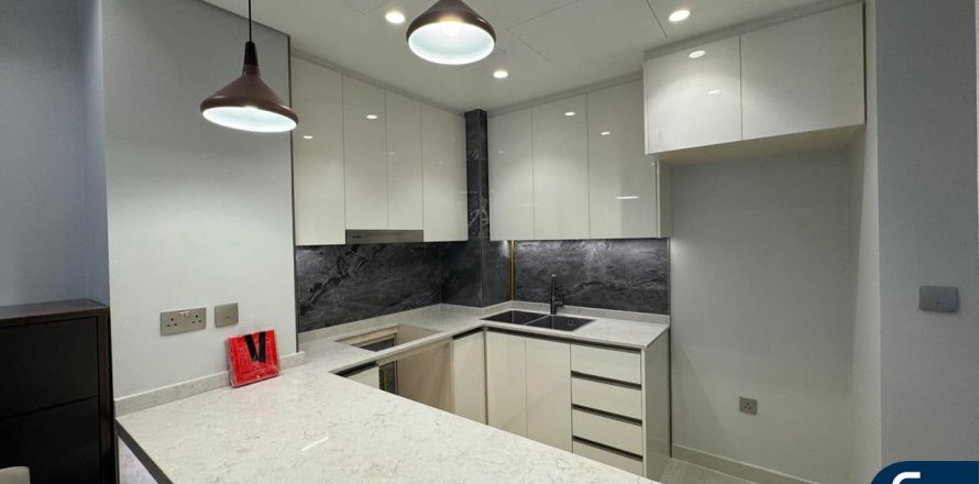 Business Bay、Dubai、UAEにあるマンション 1ベッドルーム、77 m2 No667246