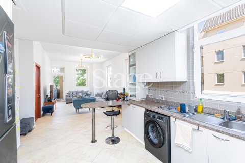 Leilighet til salgs i Motor City, Dubai, Emiratene 1 soverom, 94 kvm Nr. 737519 - Foto 8