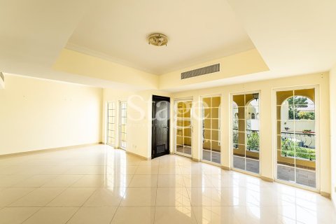 Lägenhet till försäljning i Dubai Land, Dubai, UAE 2 sovrum, 160 kvm Nr. 737566 - fotografi 3