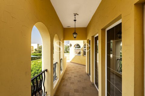 Lägenhet till försäljning i Dubai Land, Dubai, UAE 2 sovrum, 160 kvm Nr. 737566 - fotografi 19
