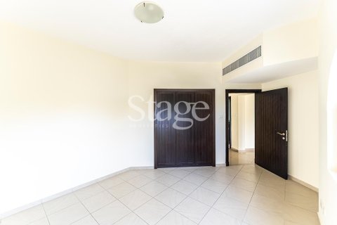 Lägenhet till försäljning i Dubai Land, Dubai, UAE 2 sovrum, 160 kvm Nr. 737566 - fotografi 9