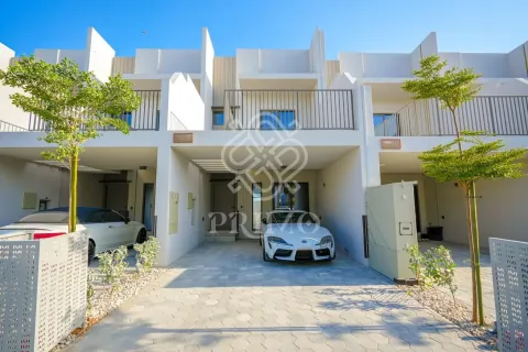 Ridamaja asukohaga Jumeirah Village Circle, Dubai, AÜE: 2 magamistoaga, 130 m² Nr 712615